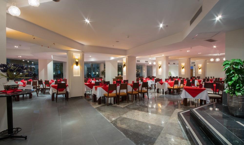 Sharming Inn Hotels - Couples And Families Only Екстериор снимка